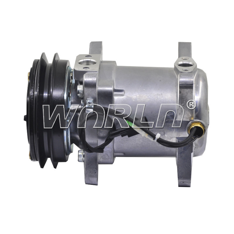 1107191205 Car AC Compressor For Isuzu Qingling 600P 12V Compressor WXIZ024